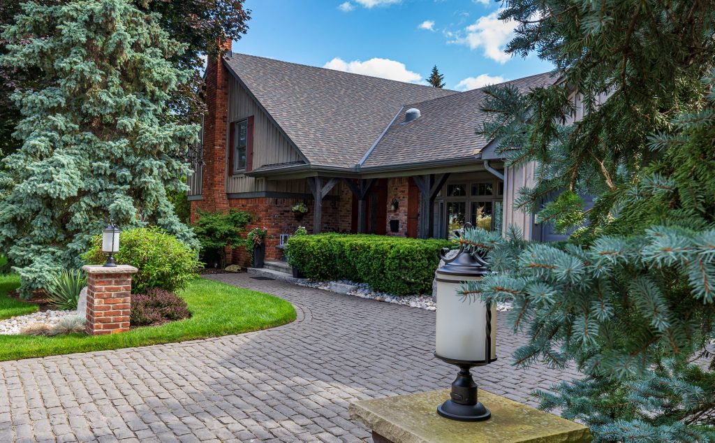 Beautiful homes in Tyandaga neighbourhood, Burlington