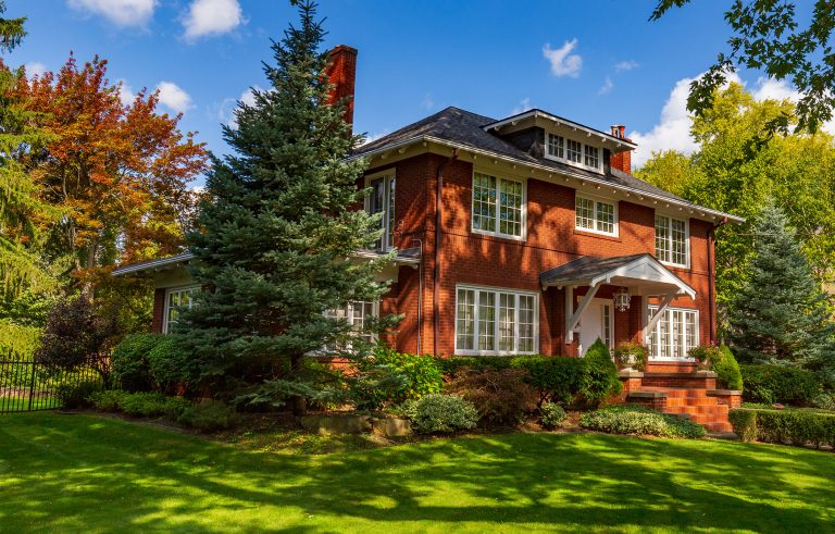 Detached Red Brick Home on a Mature Lot in Roseland