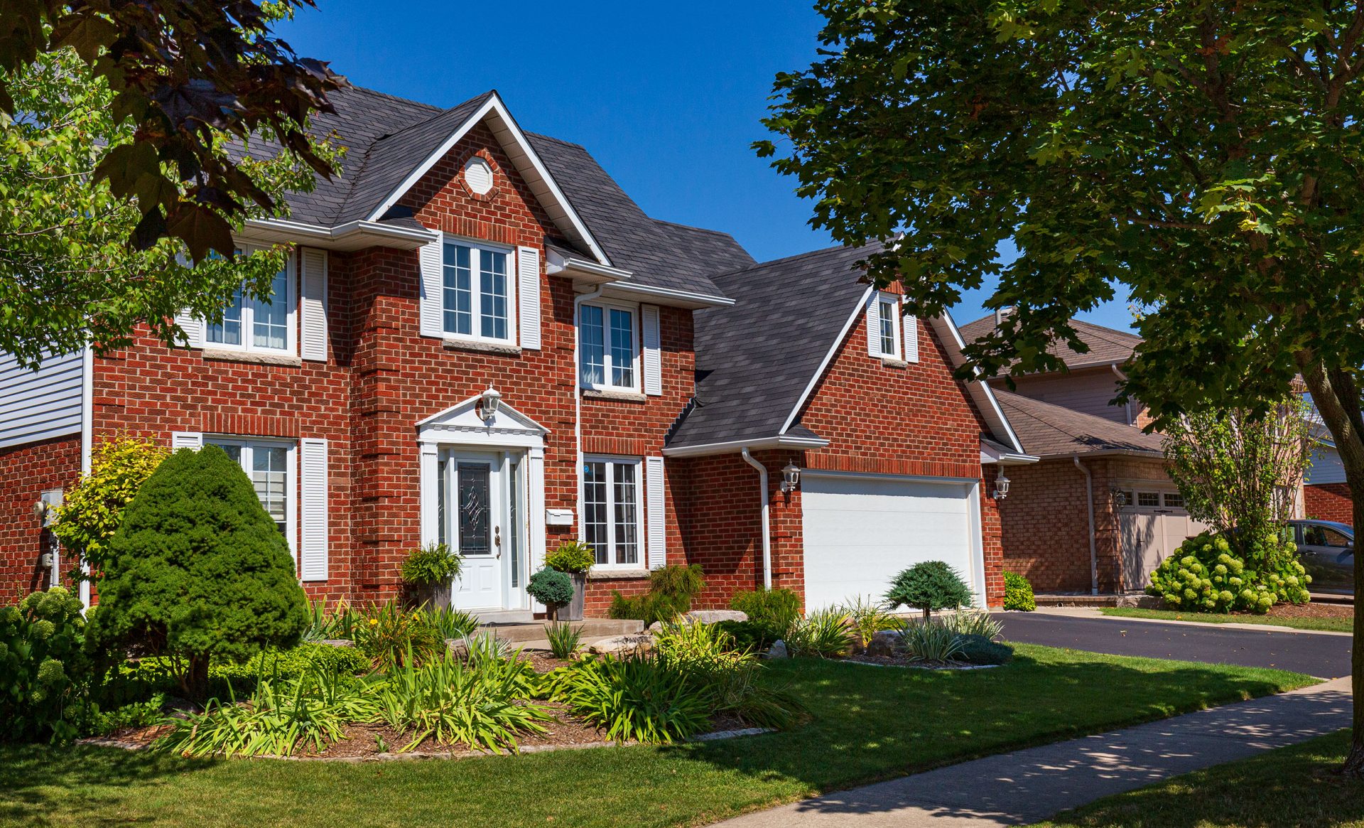 Detached brick house in Headon Forest Burlington