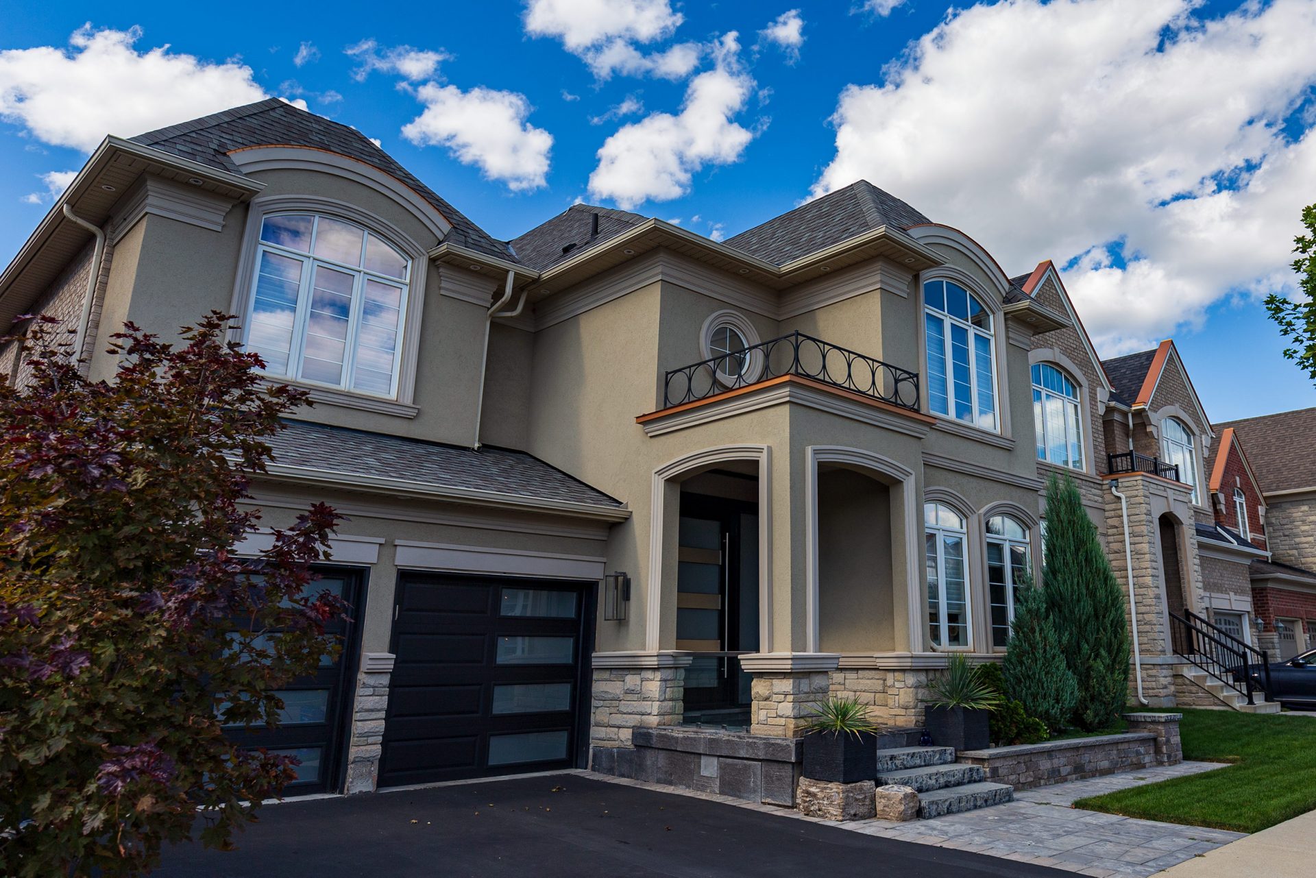 Sixteen Hollow Neighbourhood Family Homes