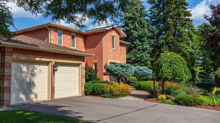 Waterdown Home and Garden on Mature Street
